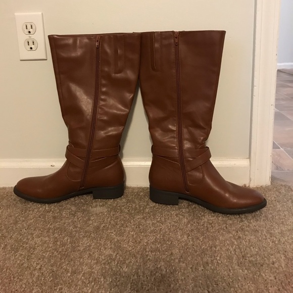 Worn once! G.H. Bass& Co. women’s boots - Picture 4 of 8